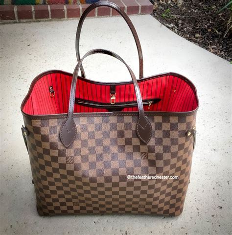 fake louis vuitton neverfull wristlet|louis vuitton neverfull inside.